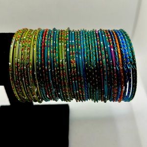 Multicolor fashionable bracelets